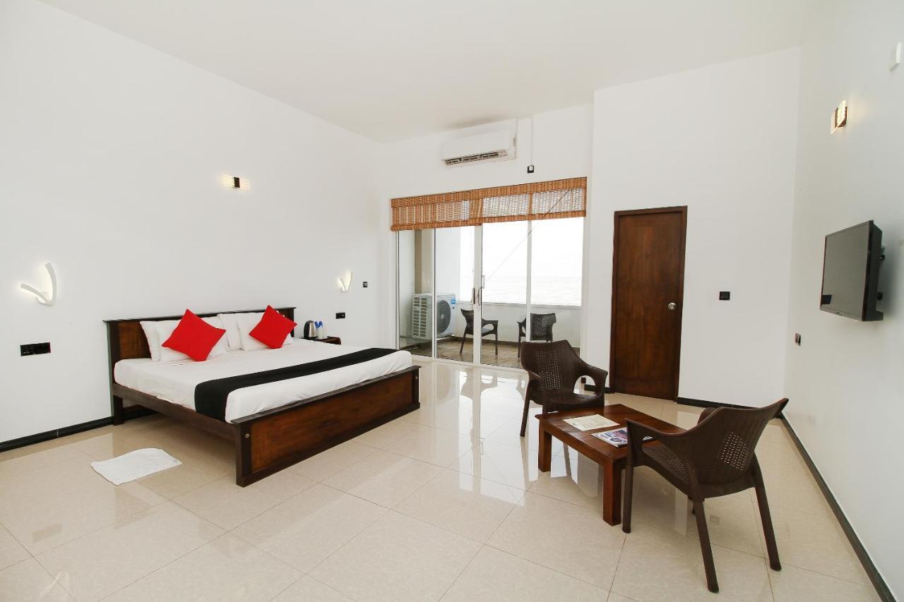 Grace Beach Resort By Travel Corners Negombo Exterior foto